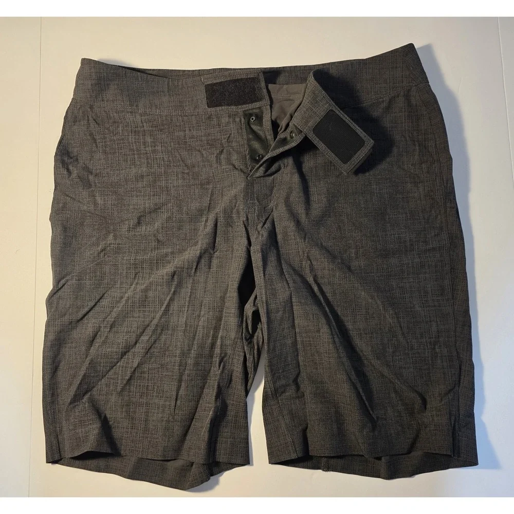 Lululemon Mens‎ Size 34 Gray Shorts